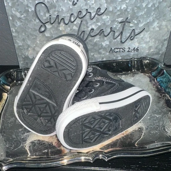 CONVERSE All Star Chuck Taylor Size 4 Tops Black Canvas Shoes - Picture 3 of 6